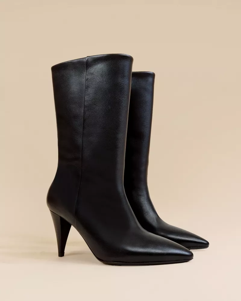 Arad Black Short Pointy Boot