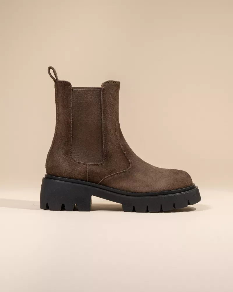 LOW BOOTS WITH CHUNKY NOTCHED SOLE ARNE KAKI SUEDE