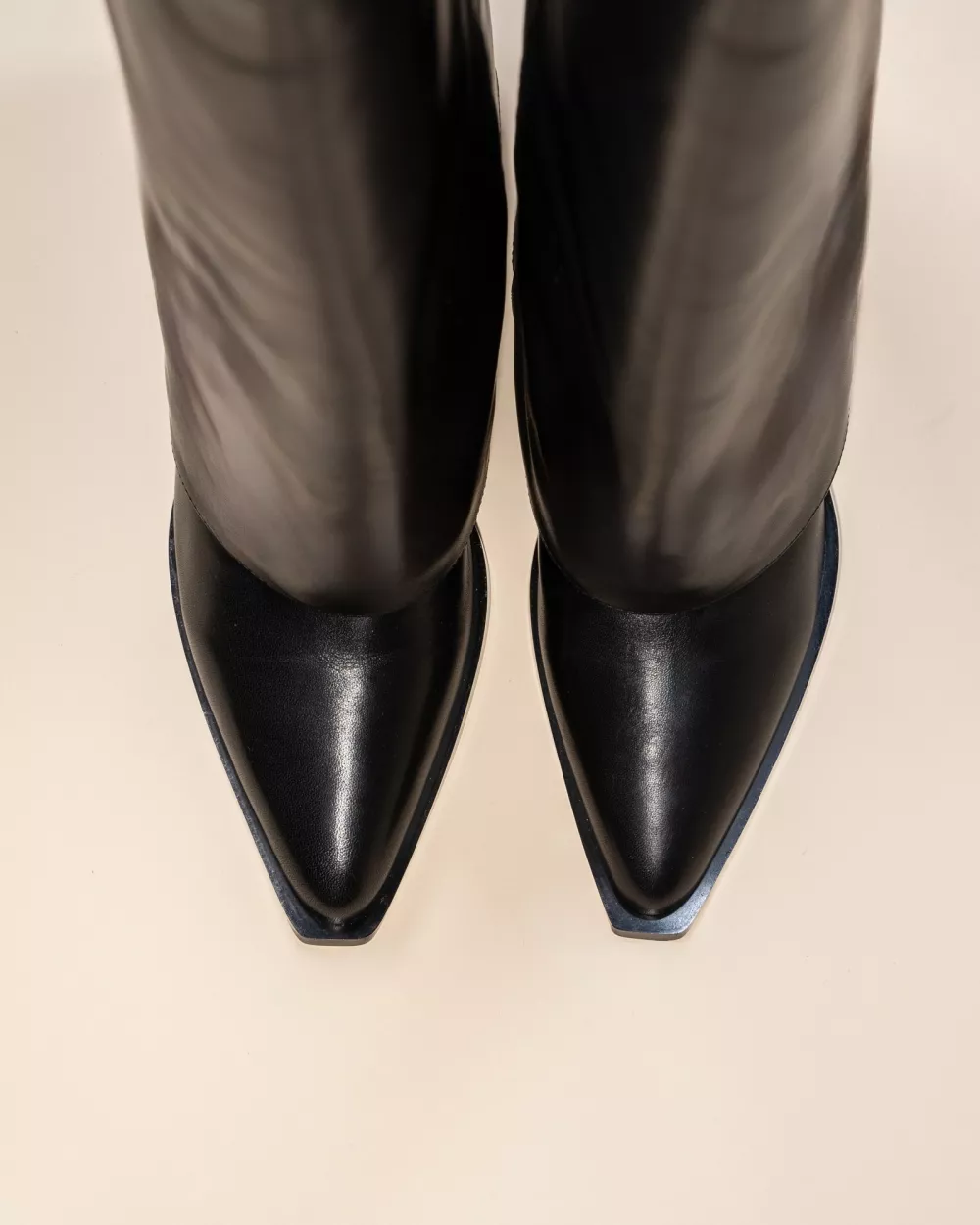 BLACK LEATHER CUFF BOOTS JOAN BACK