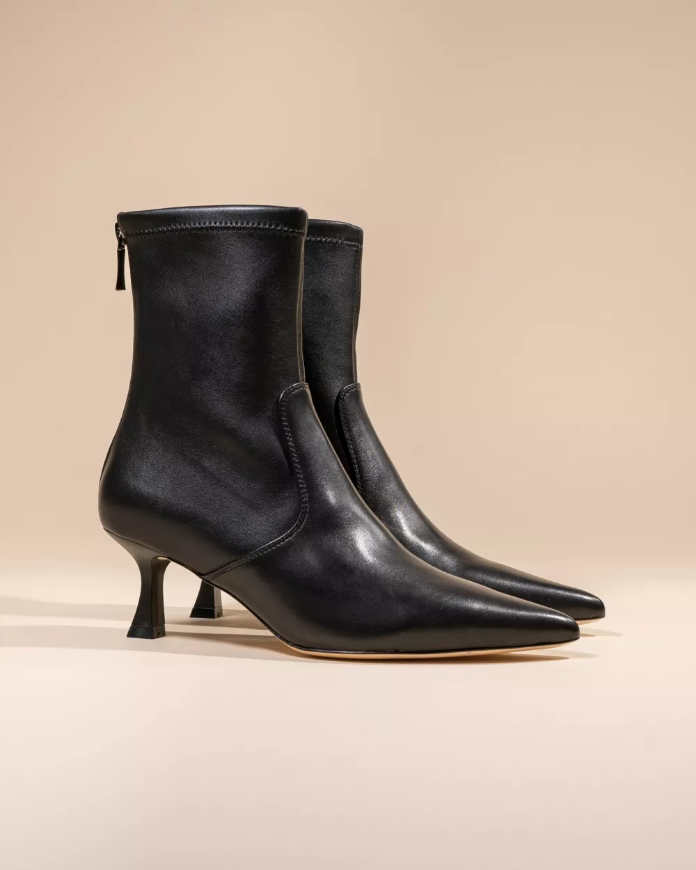 POINTED-TOE LOW BOOTS WITH COIL HEEL LOUISE BLACK