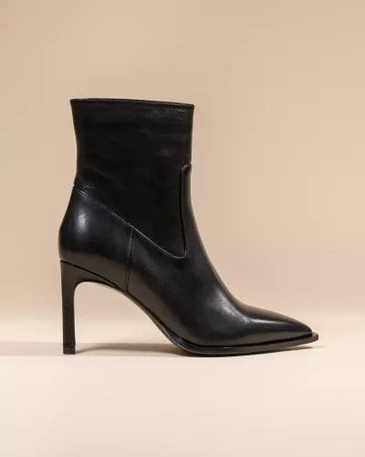 BOTTINES NOIRES A BOUT POINTU ET TALON AIGUILLE GEORGIA BLACK