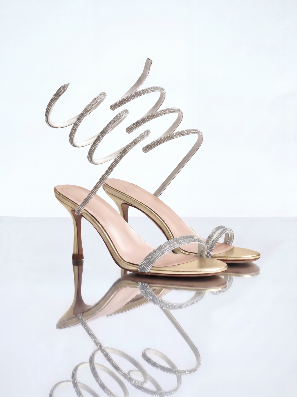 Sandales à bride au mollet en cuir argenté et strass Evora Gold