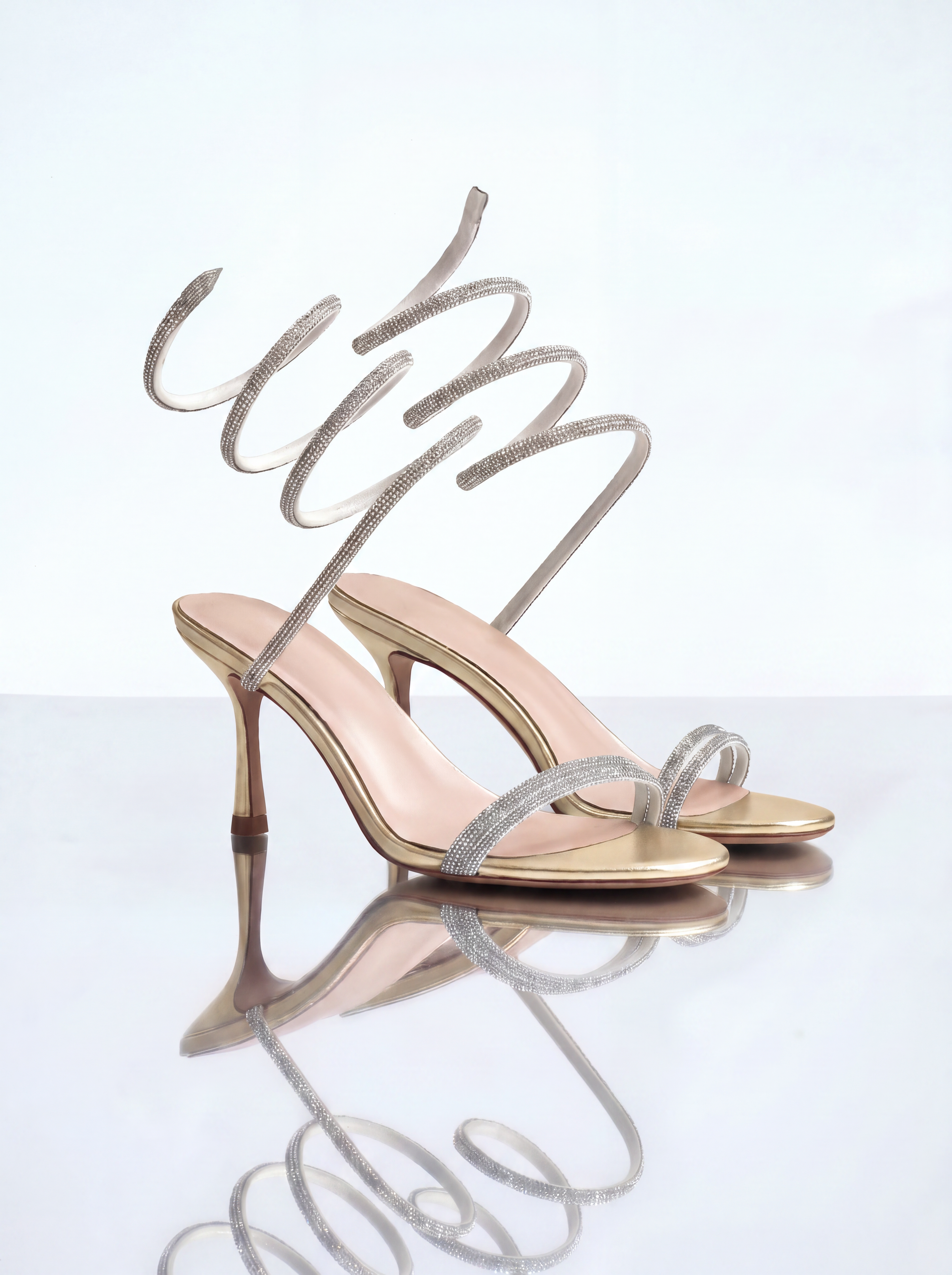 Sandales à bride au mollet en cuir argenté et strass Evora Gold