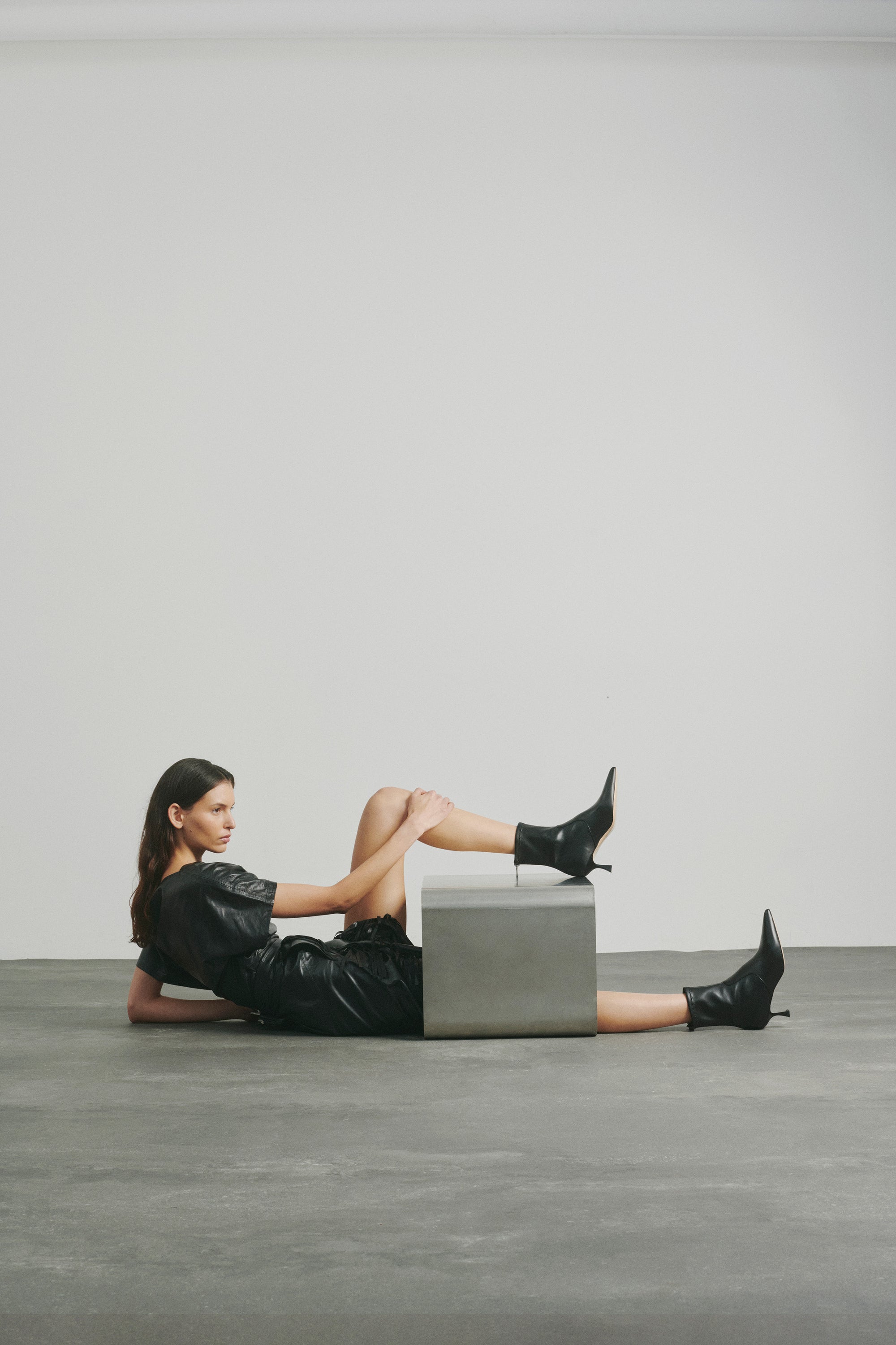 BOTTINES BOUT POINTU TALON BOBINE LOUISE BLACK