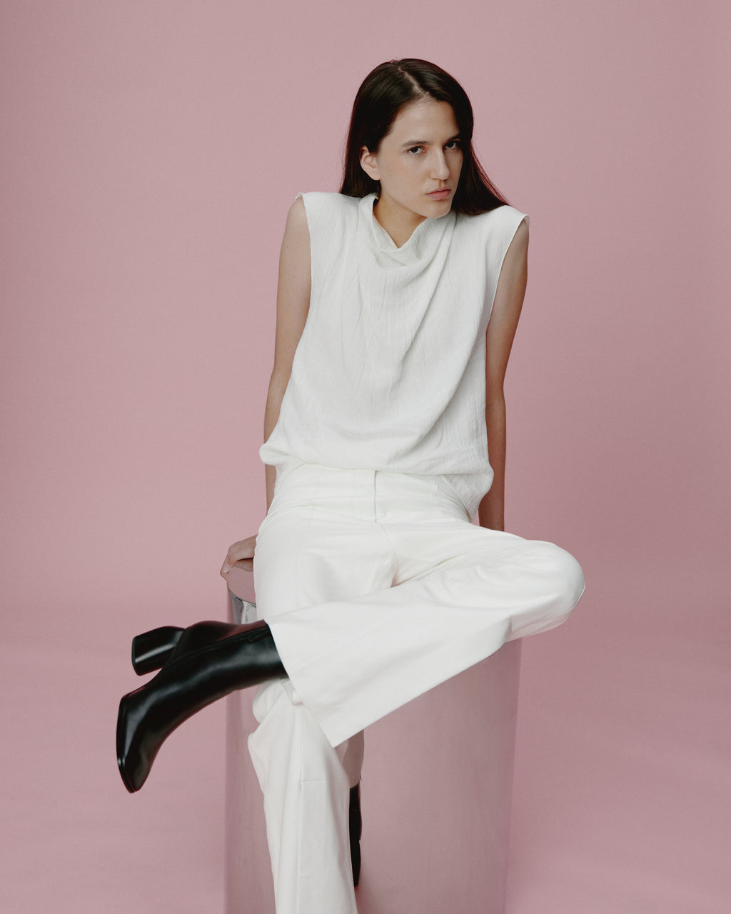 BOTTINES NOIRES A BOUT CARRE ET TALON HAUT RAMS BLACK