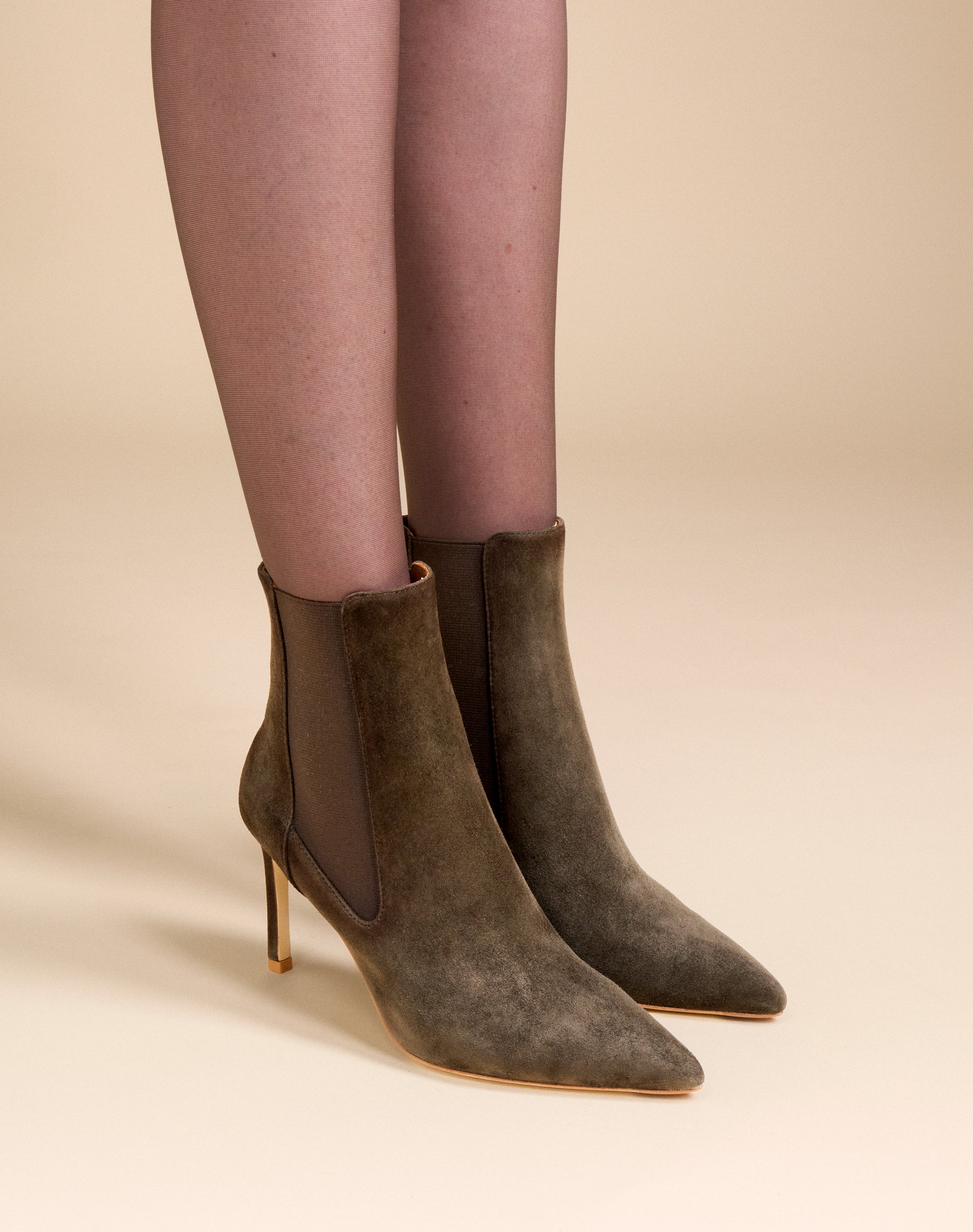 Bottines à talon et bout pointu Dora Kaki Suede