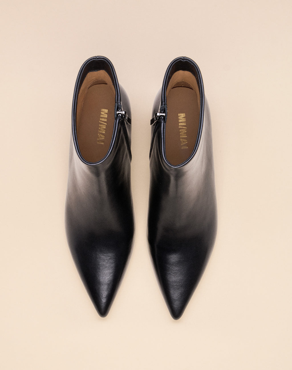 Noura Low Black Calf ankle boots with pointed toe