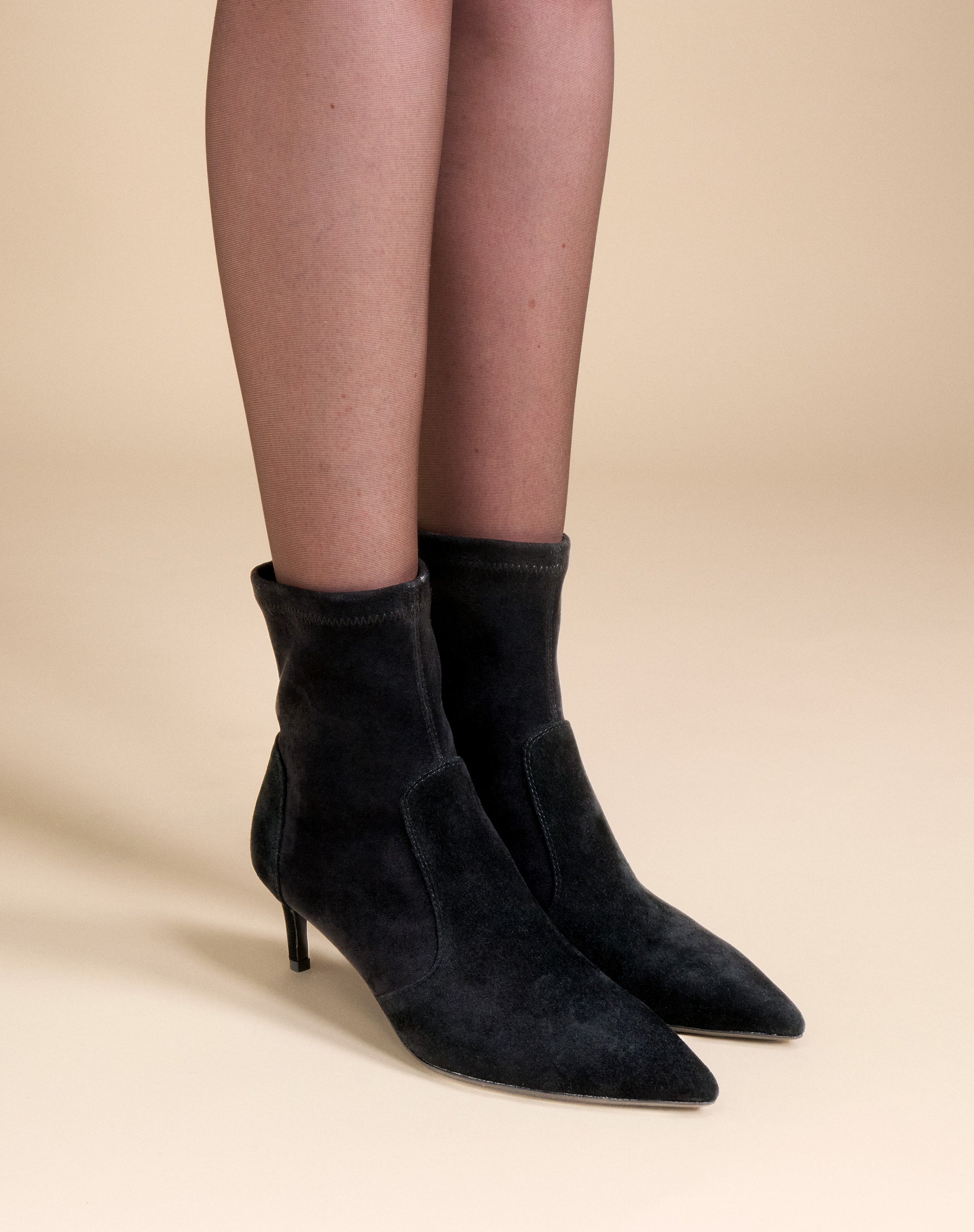 Bottines à talon et bout pointu Ophelia Low Black