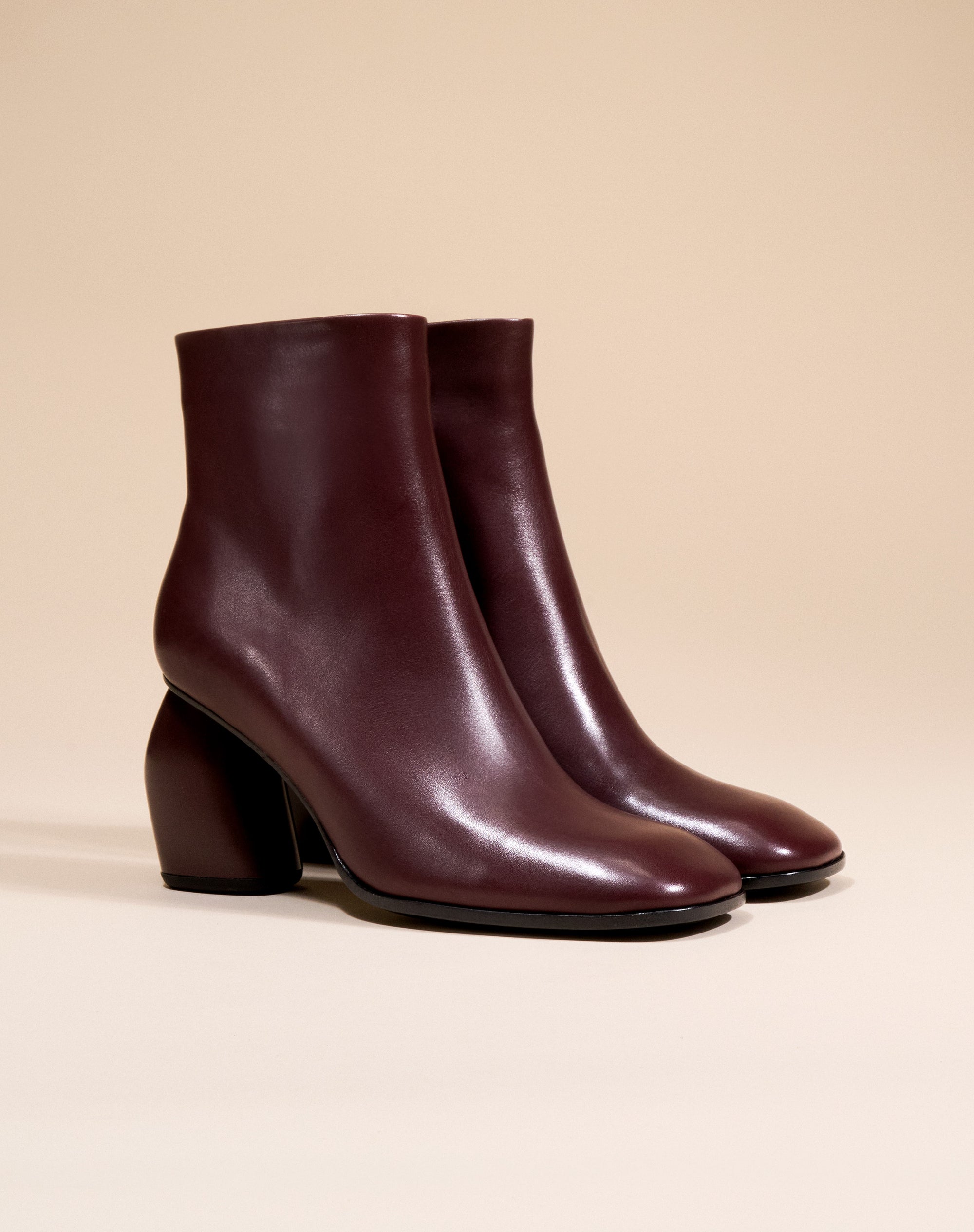 BOTTINES BORDEAUX A BOUT CARRE ET TALON HAUT RAMS BURGUNDY