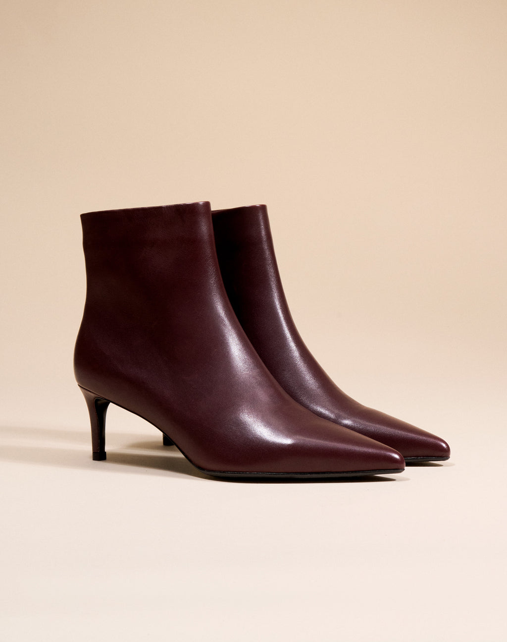 Noura Low Burgundy pointed-toe ankle boots