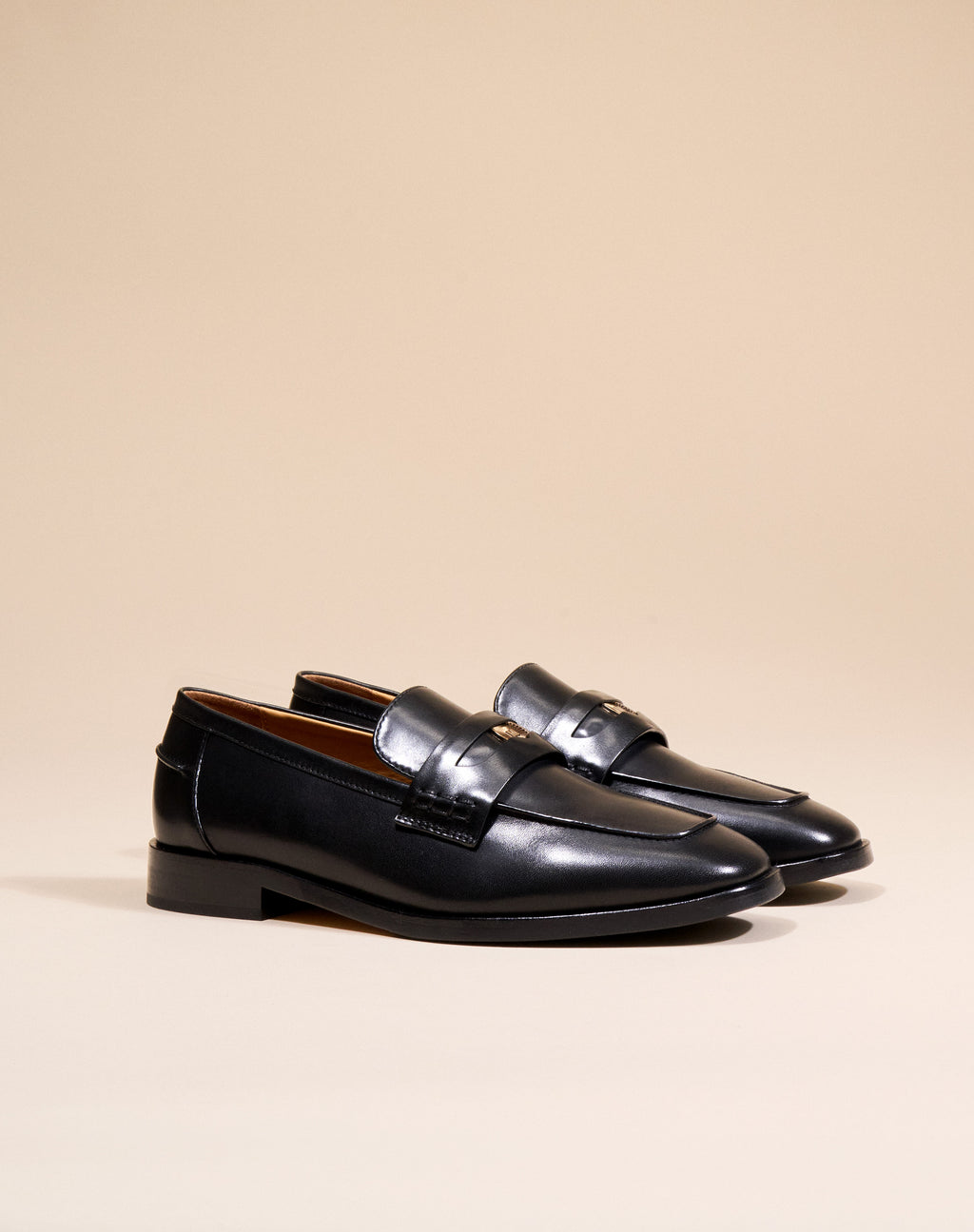 MOCASSINS EN CUIR NOIR LUCIANO PENNY BLACK