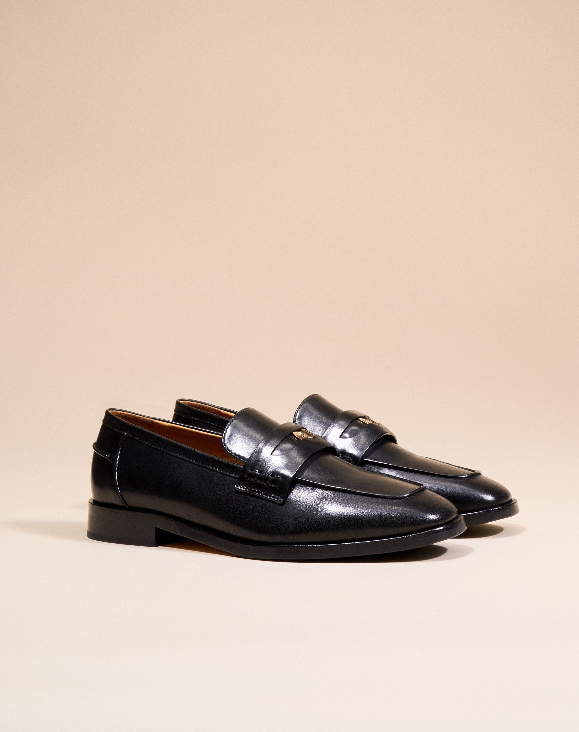MOCASSINS EN CUIR NOIR LUCIANO PENNY BLACK