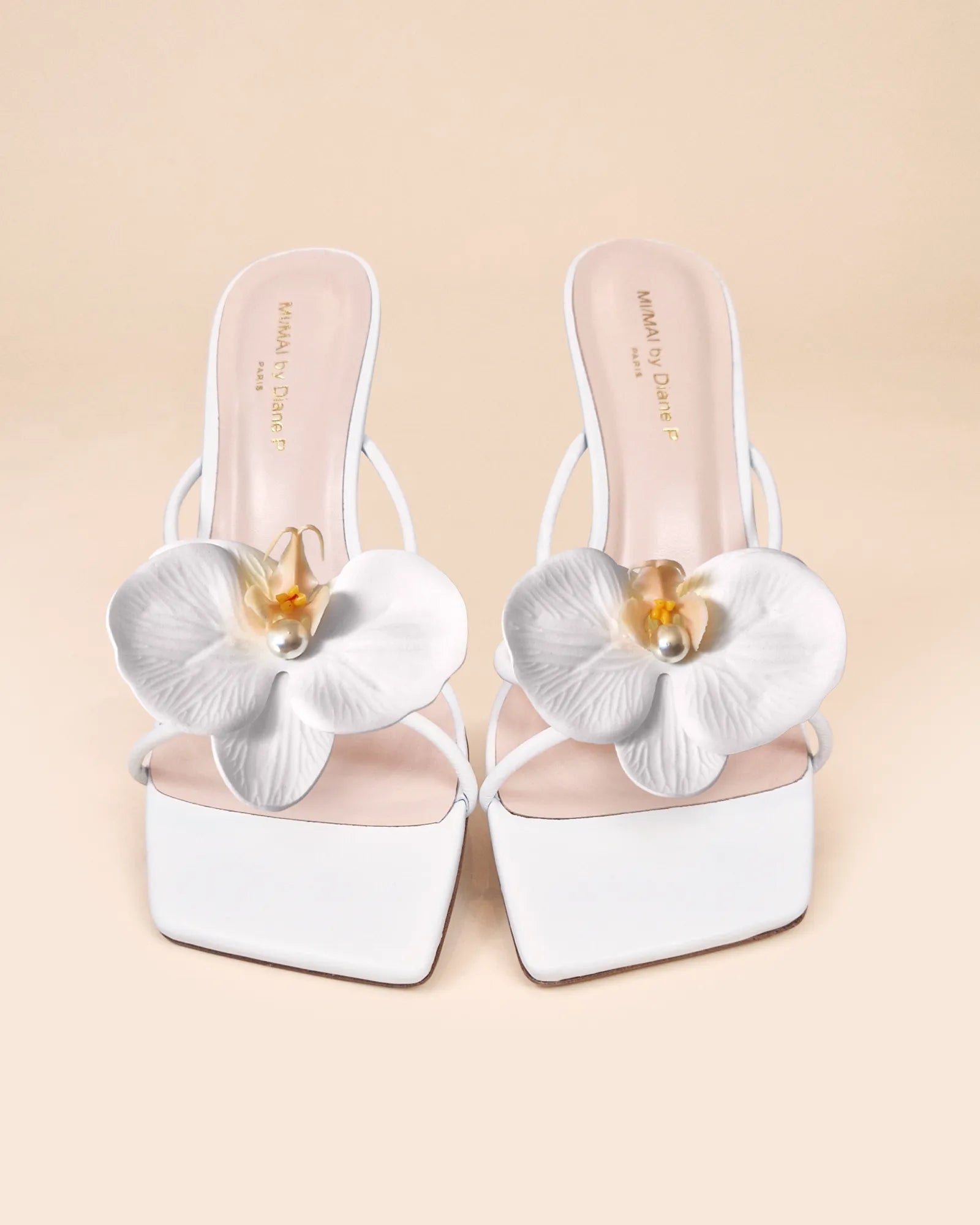 Mules à brides et accessoires interchangeables Thira White