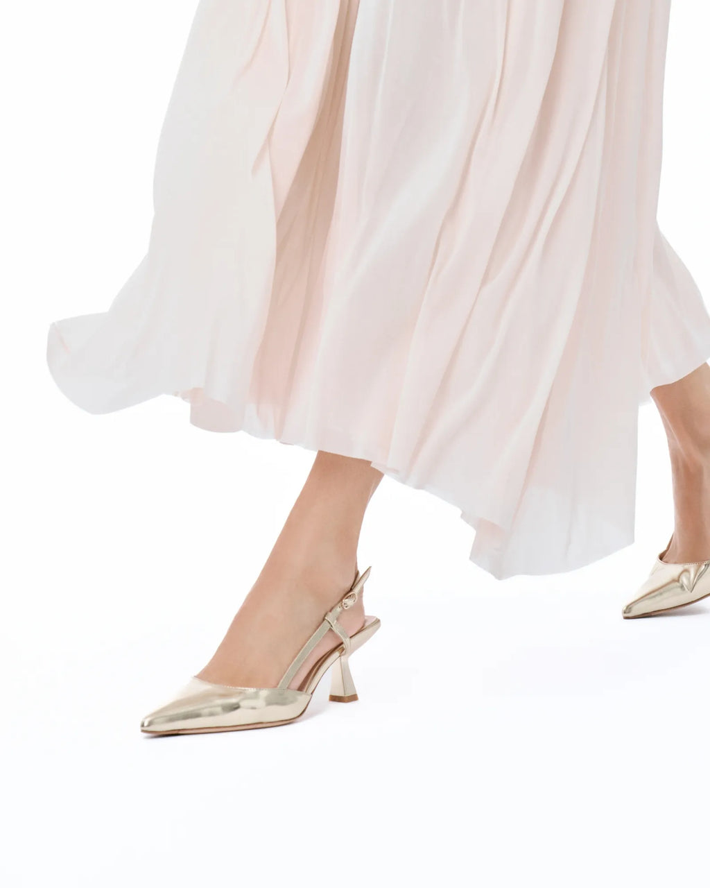 Escarpin petit talon façon sling back en cuir doré Corto Gold