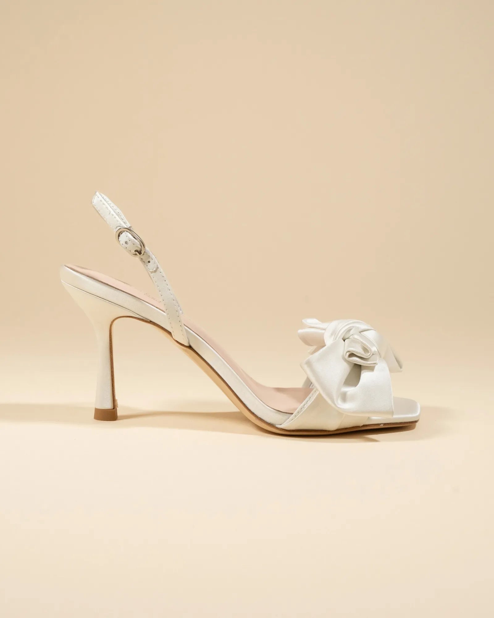 Escarpins Darling White by Diane Perreau