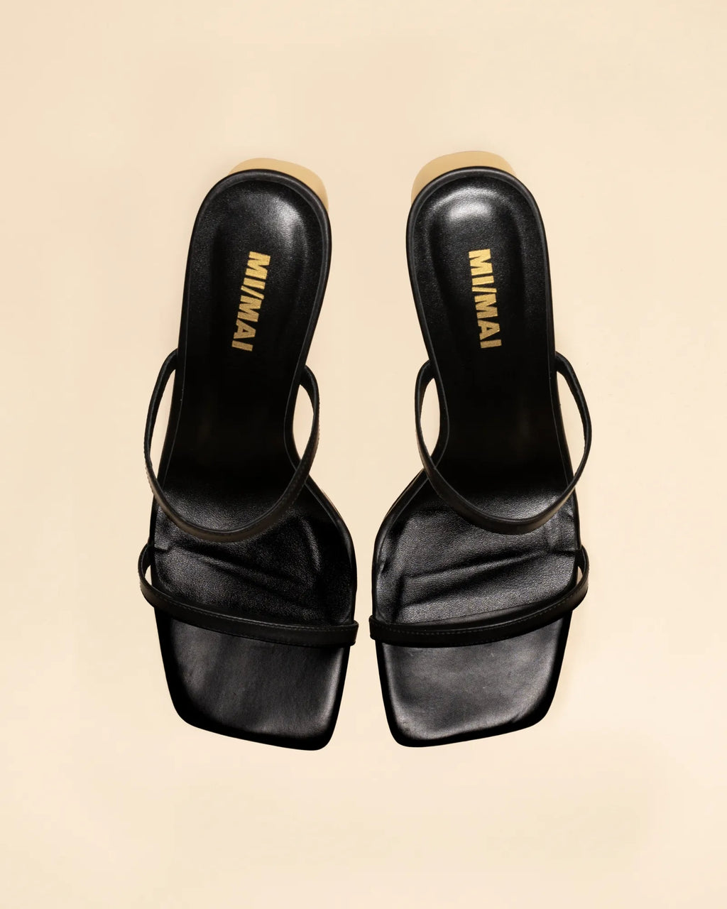 Sandale mule à petit talon doré et brides Tilda Low Black Gold