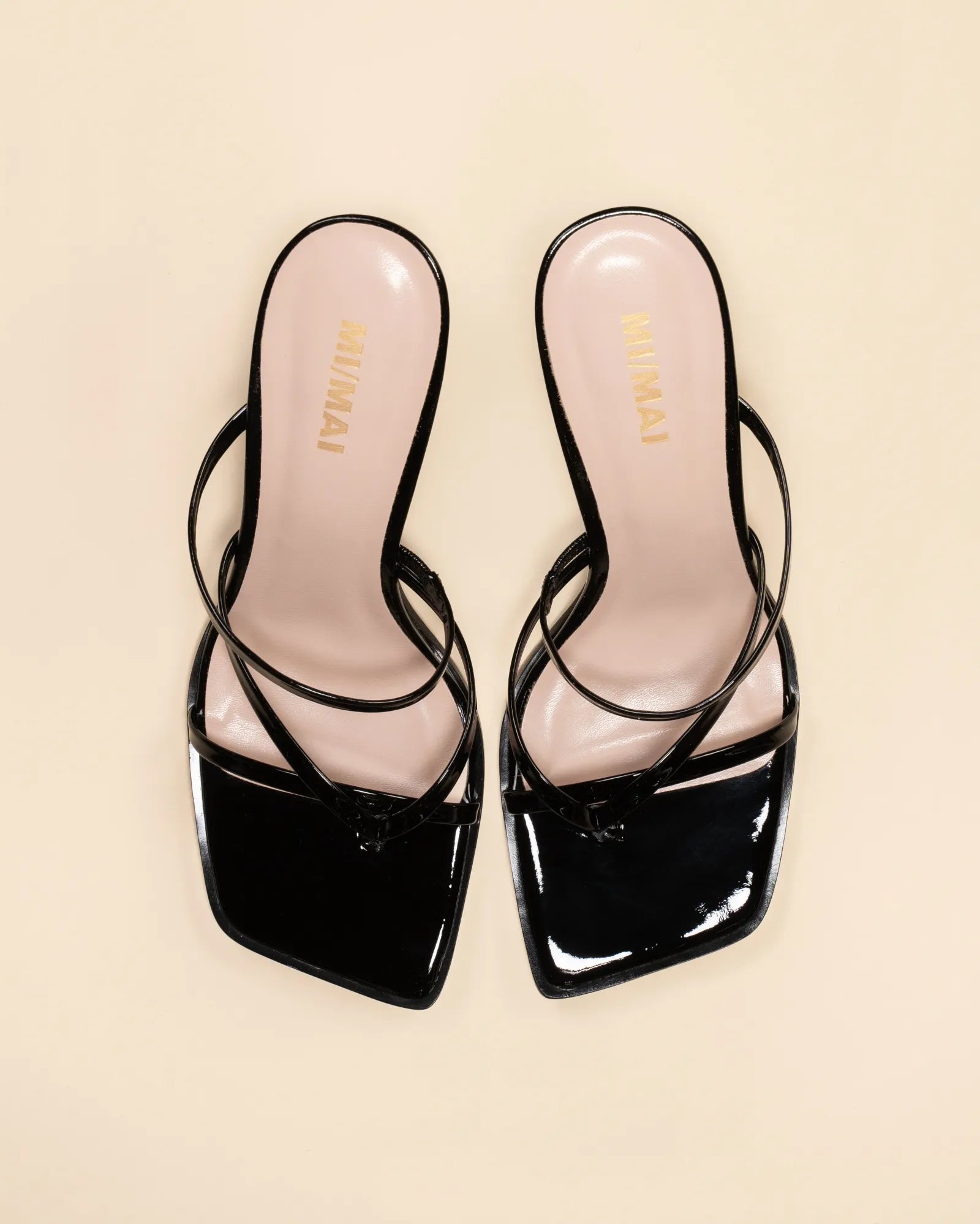 Mule à brides et bout carré en cuir noir Misty Black Patent