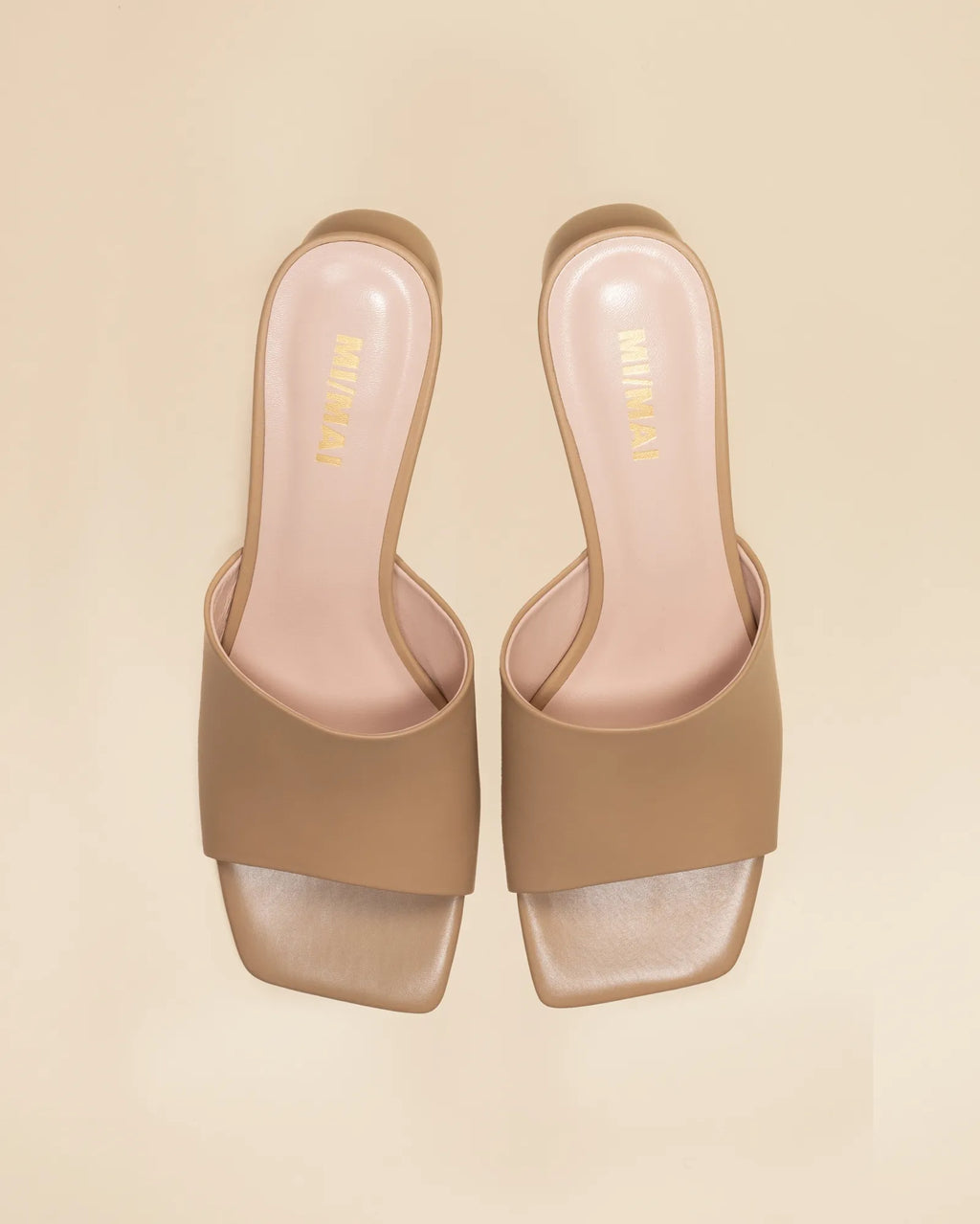 Mule à petit talon en cuir beige Gemma Low Nude