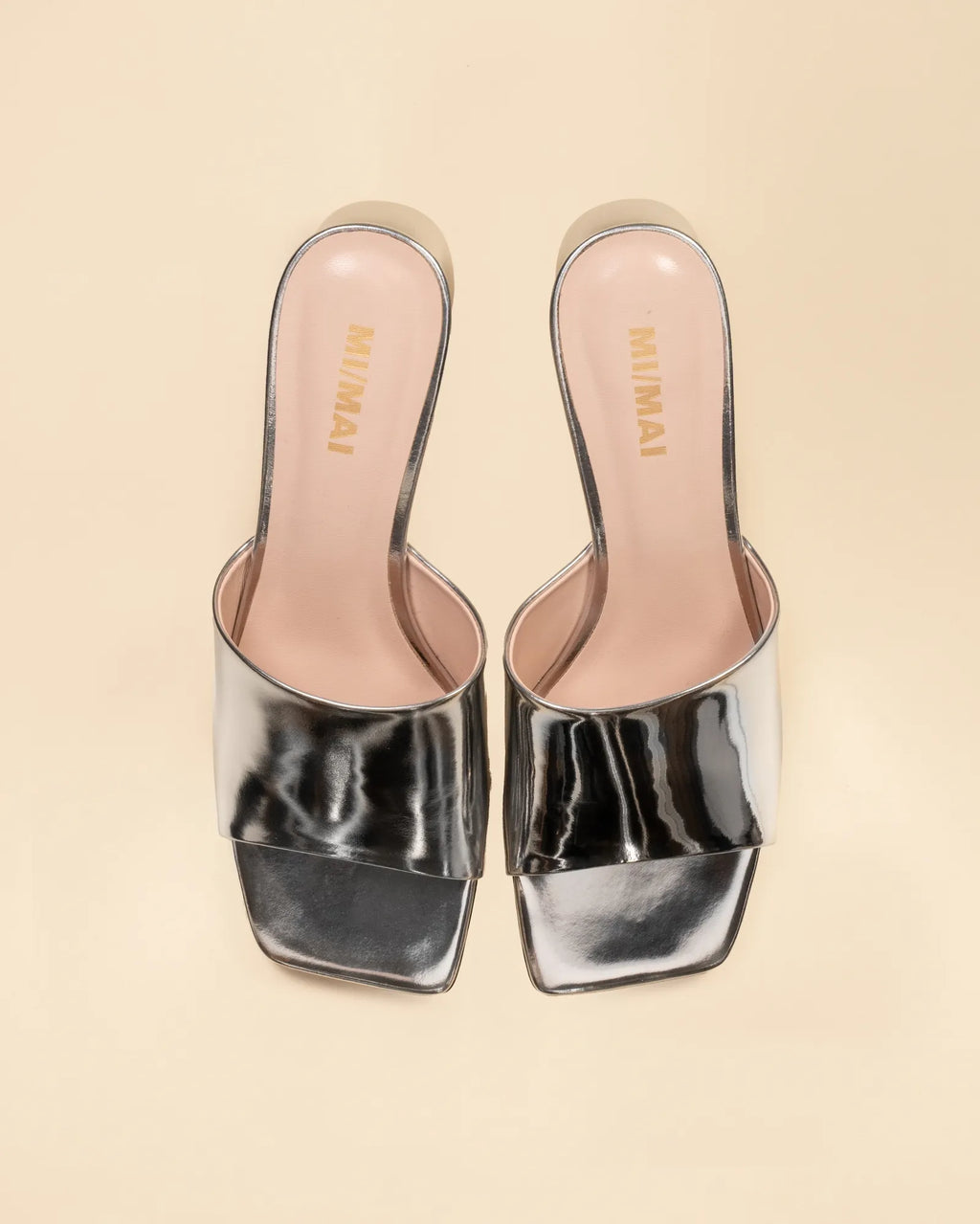 Mule à petit talon en cuir argenté Gemma Low Silver