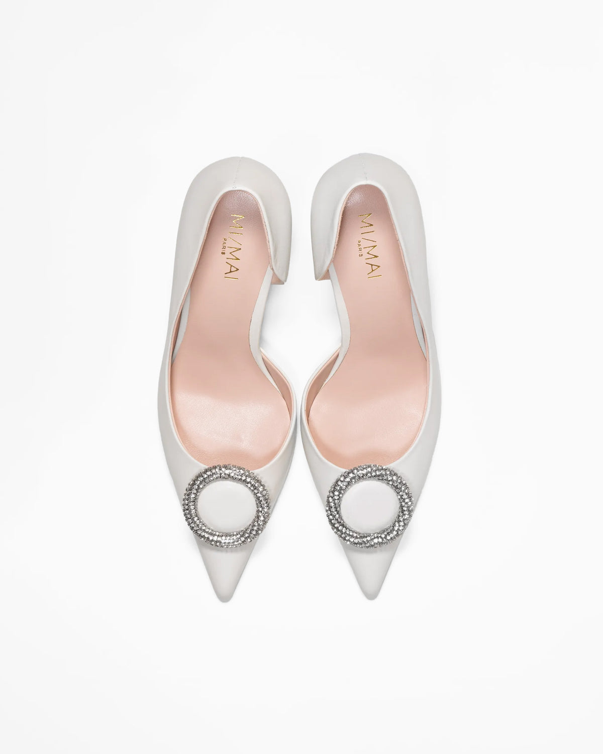 Escarpin en cuir blanc à bout pointu, talon aiguille et bijou strass cristaux Coco White
