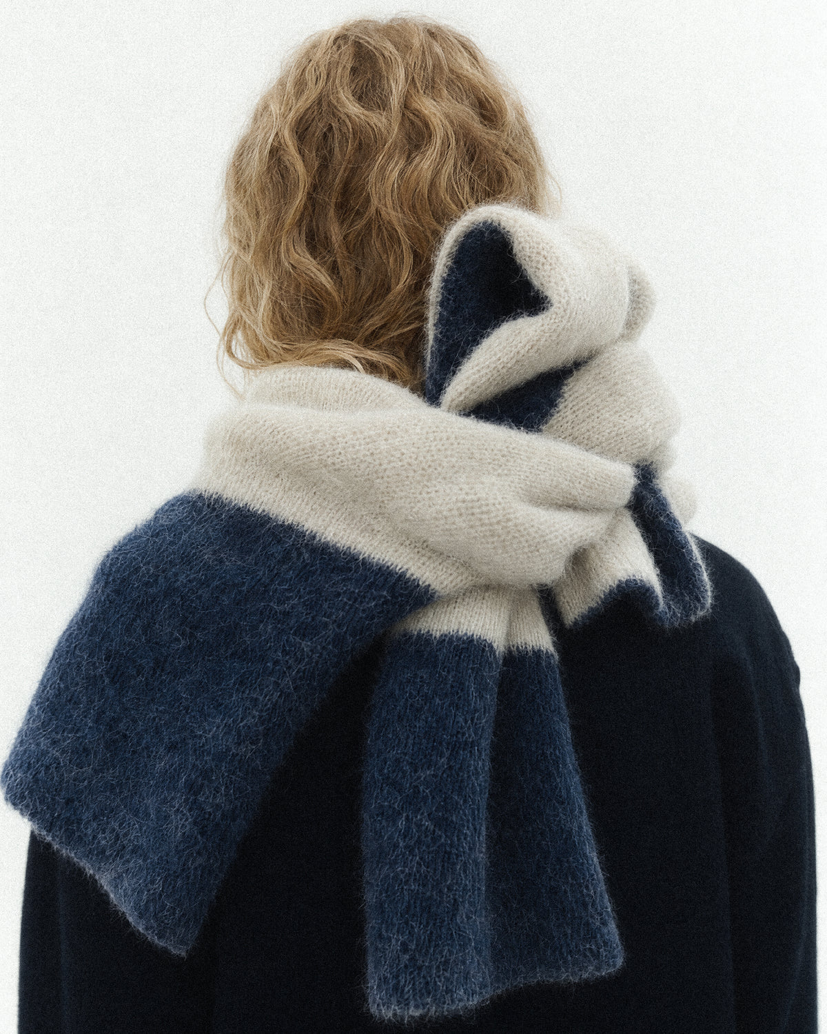 PULL COL ROULÉ EN MAILLE DE RACCOON SOLAL NAVY GREY