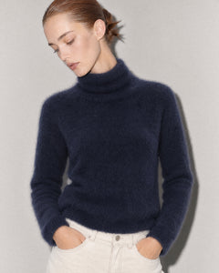PULL COL ROULÉ EN MAILLE DE RACCOON DANO NAVY