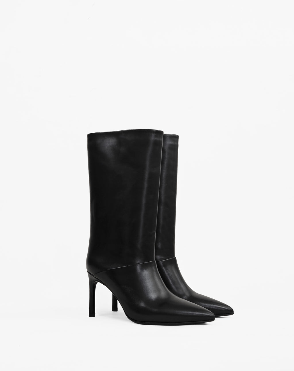 Bottes courtes en cuir noir à talon aiguille et bout pointu Guido Black