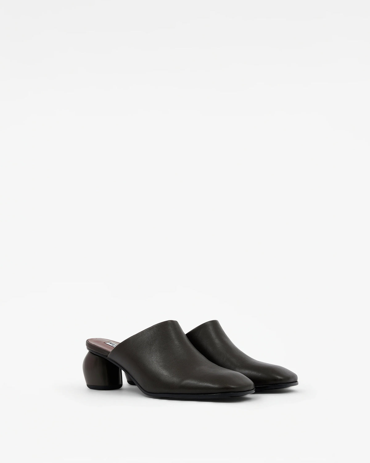Gemma Low Nude beige leather low-heeled mule
