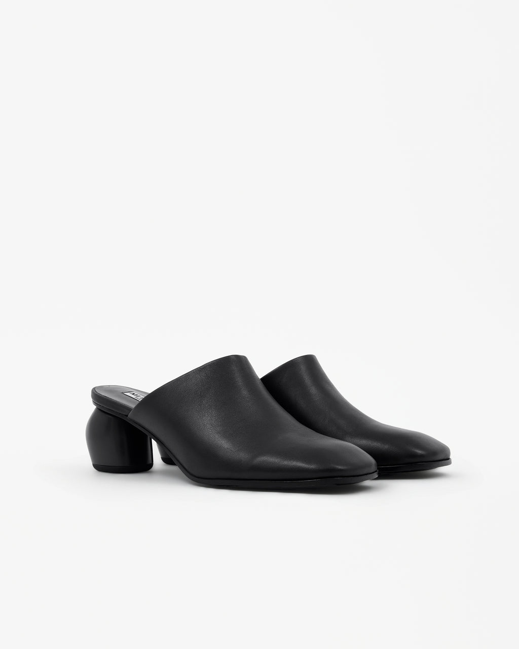 Sabot à petit talon en cuir noir Junya Low Black