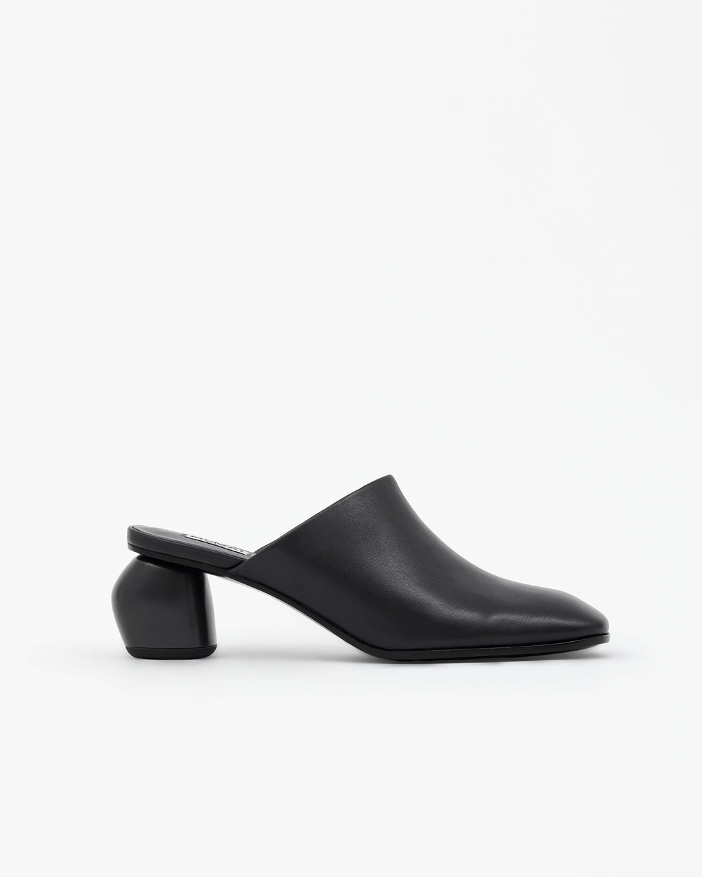 Sabot à petit talon en cuir noir Junya Low Black