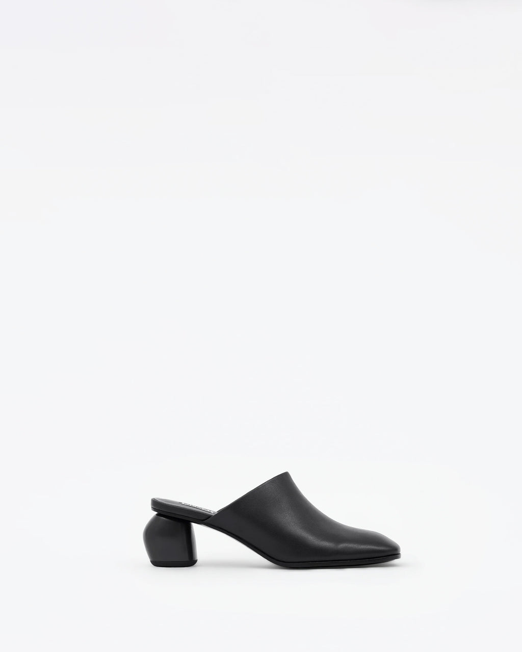 Gemma Low Nude beige leather low-heeled mule