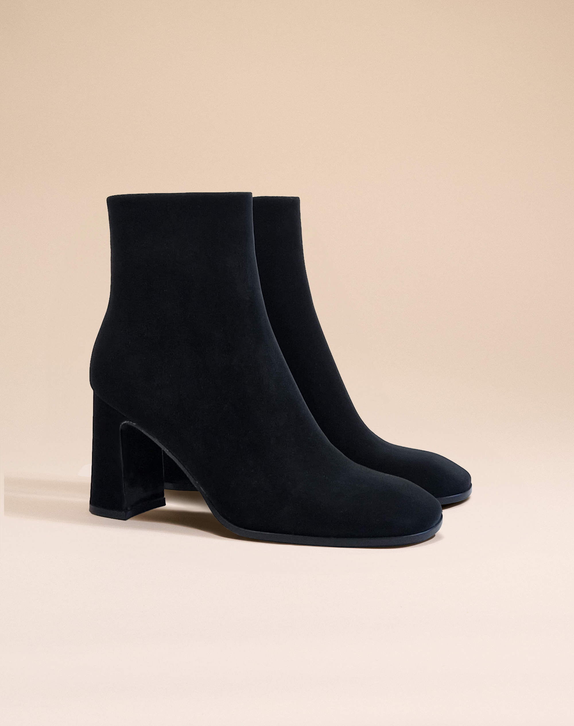 BOTTINES HAUTES A BOUT CARRE EN CUIR MAT KRUGER HIGH BLACK MAT