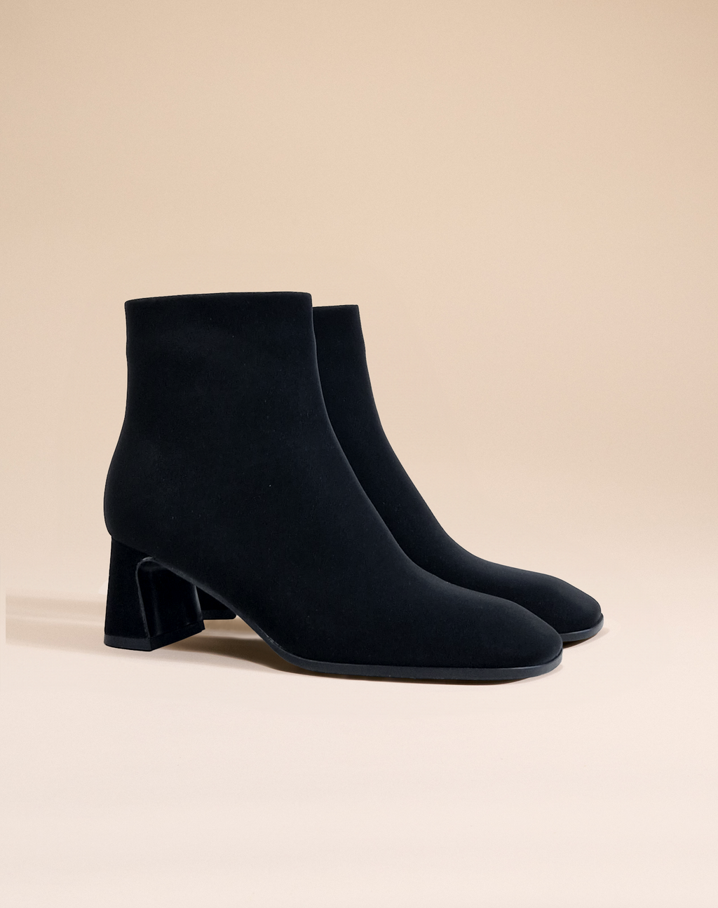 BOTTINES A BOUT CARRE EN CUIR MAT KRUGER LOW BLACK MAT