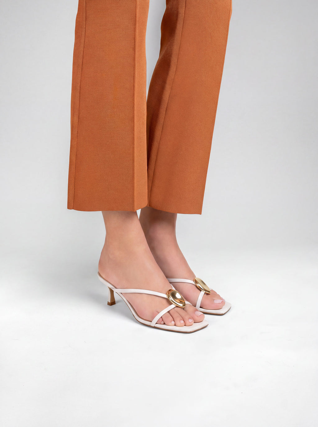 Mules à brides en cuir doré et accessoires interchangeables Lagos White