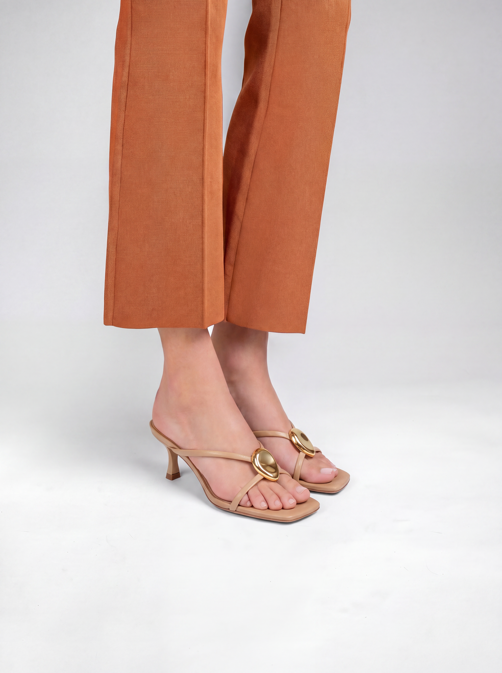 Mules à brides en cuir doré et accessoires interchangeables Lagos Nude