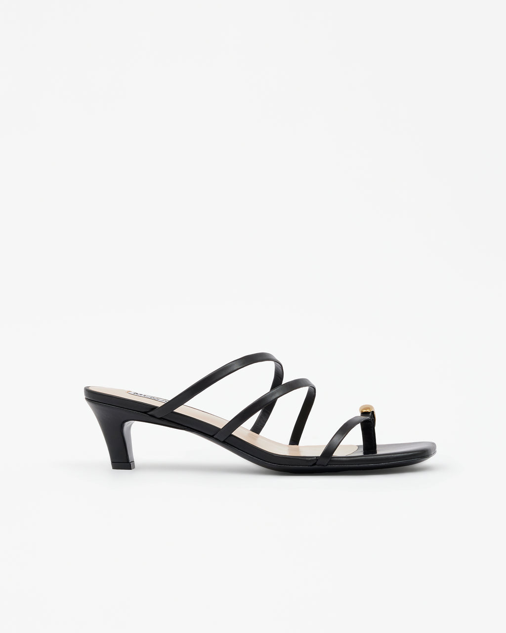 Mule en cuir noir à talon bas à fines brides et bague d'orteil en métal doré Lima Black