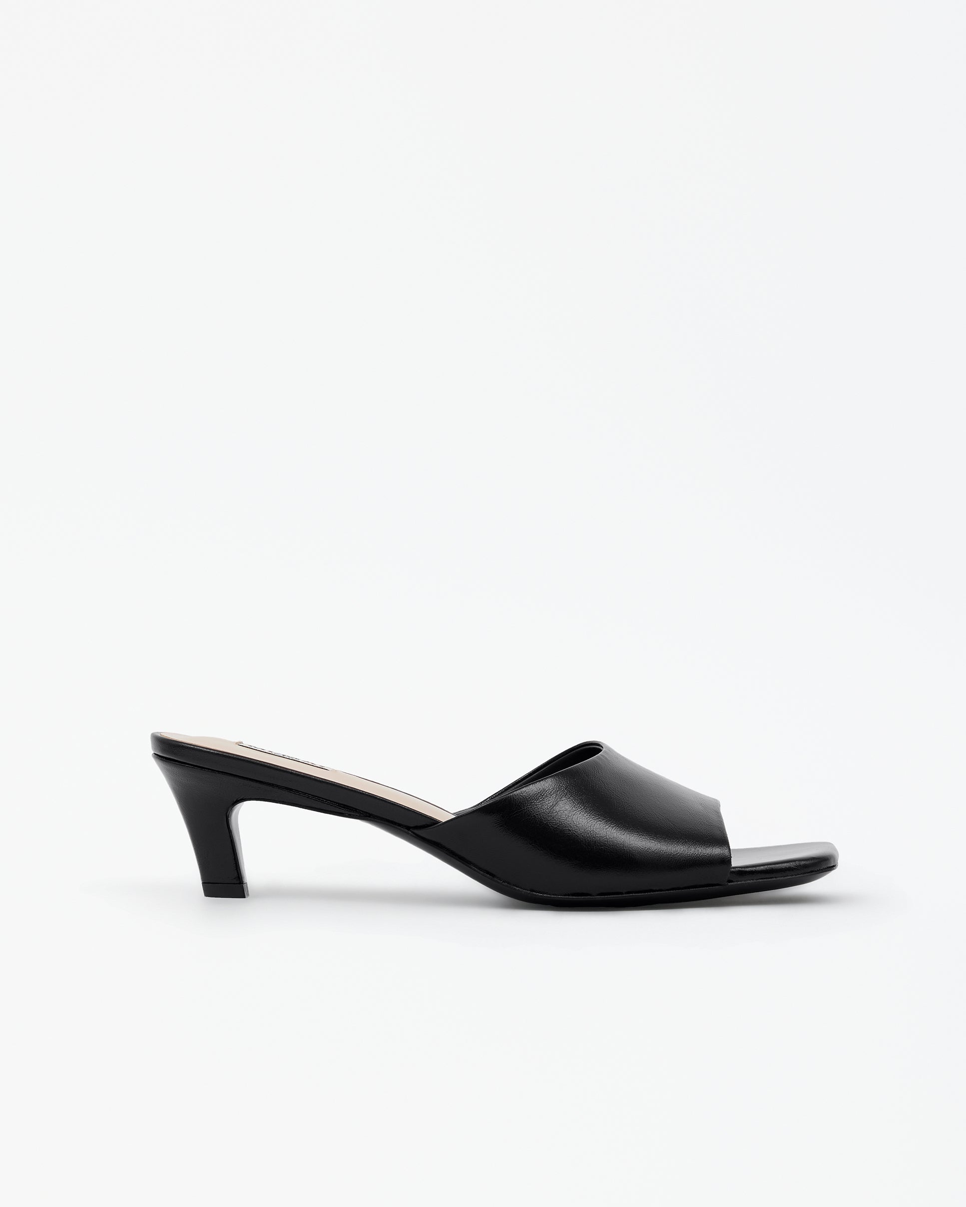 Mule en cuir glossy noir à talon bas Liz Black