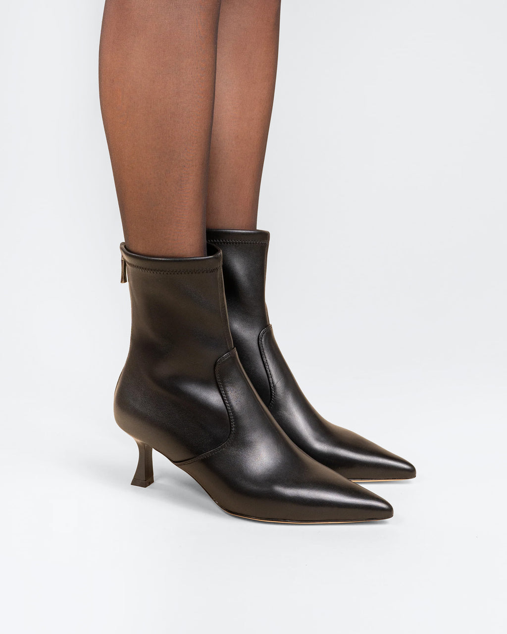 BOTTINES BOUT POINTU TALON BOBINE LOUISE BLACK