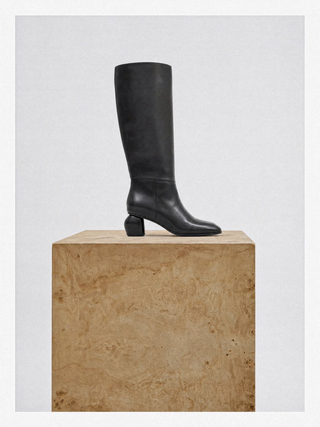 BOTTES EN CUIR NOIR A TALON LARGE GALIA LOW BLACK