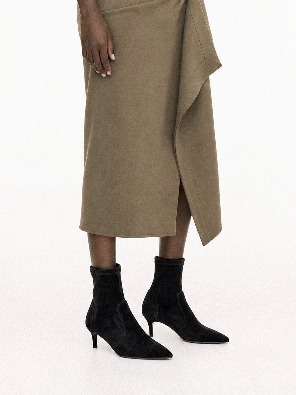 Ophelia Low Black pointed-toe heeled ankle boots
