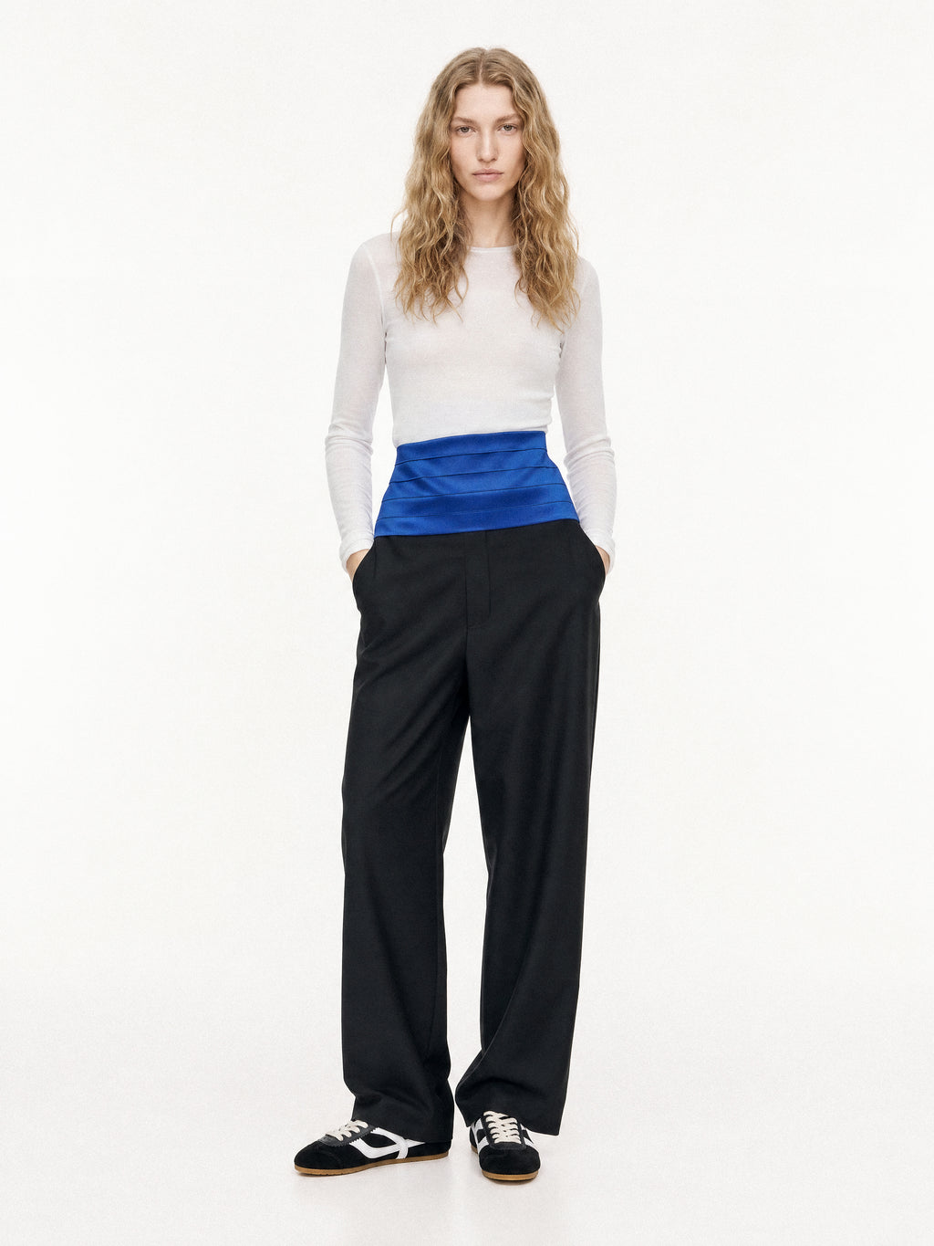 BASKETS EN DAIM NOIR PAOLA BLACK AND WHITE