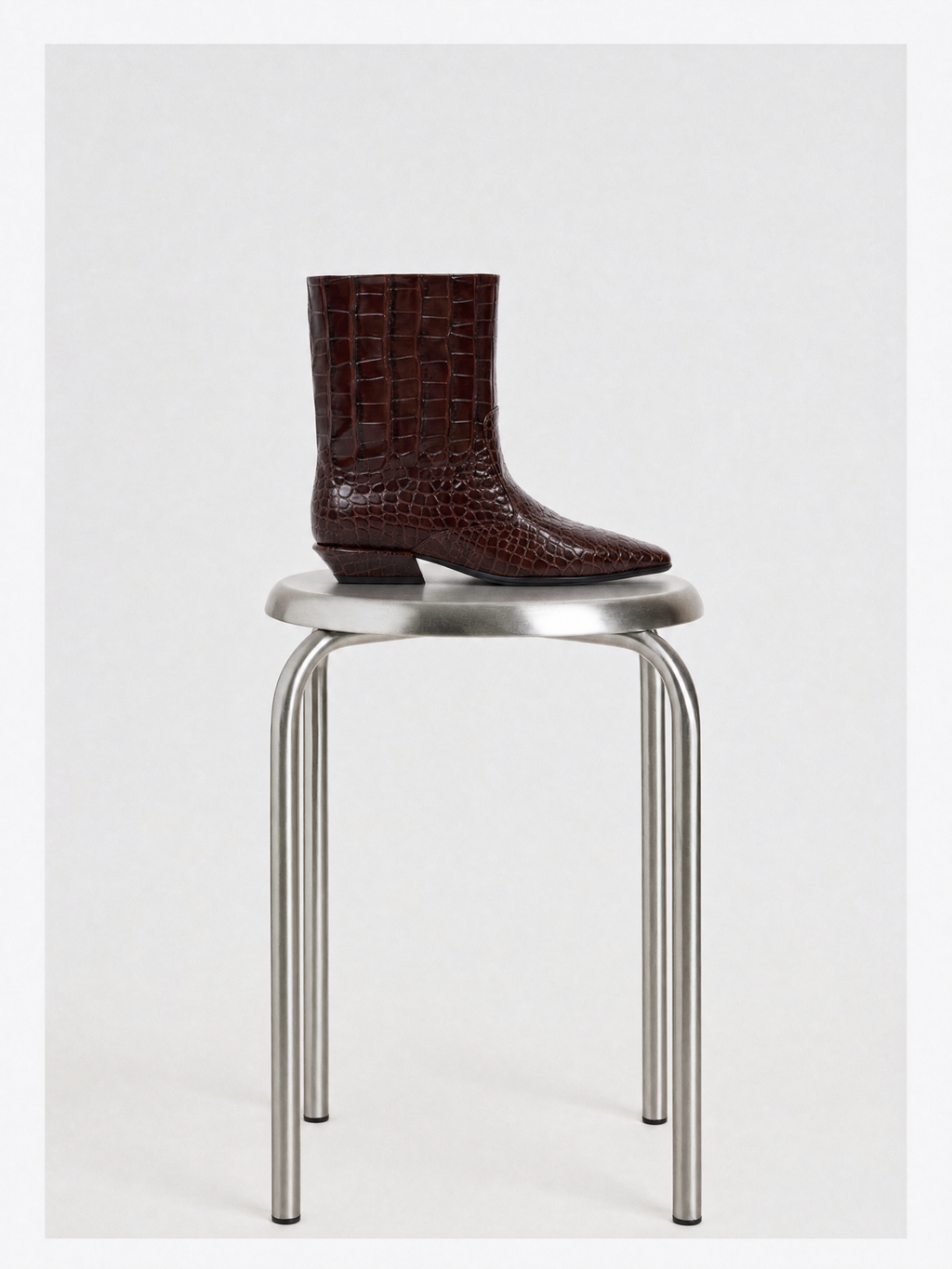 Bottines à petit talon en cuir chocolat façon croco Tamy Chocolate Croc