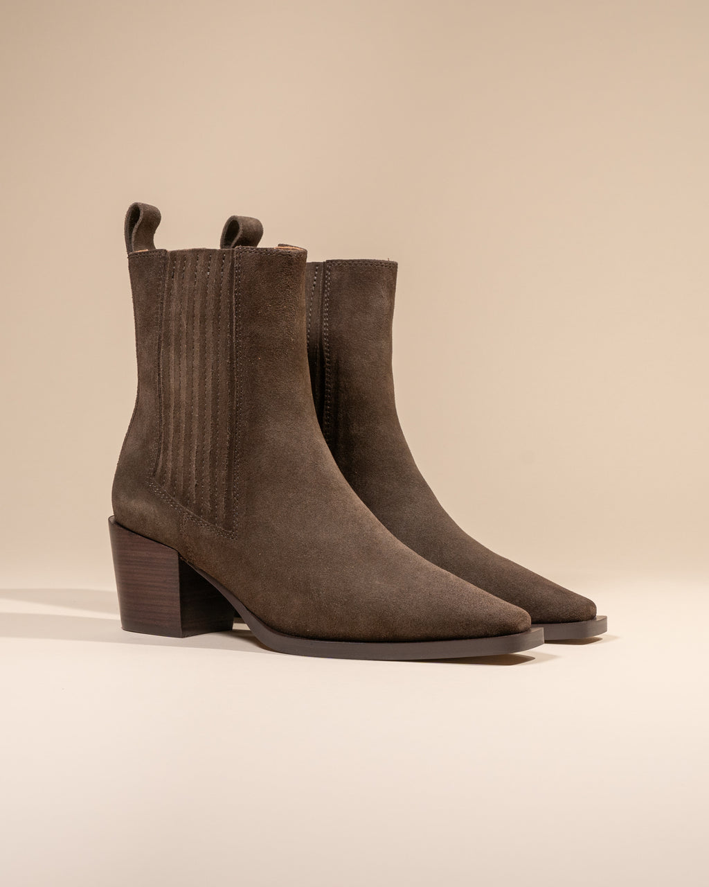 BOTTINES CHELSEA EN DAIM KAKI A PETIT TALON BLOC JANE II KAKI SUEDE