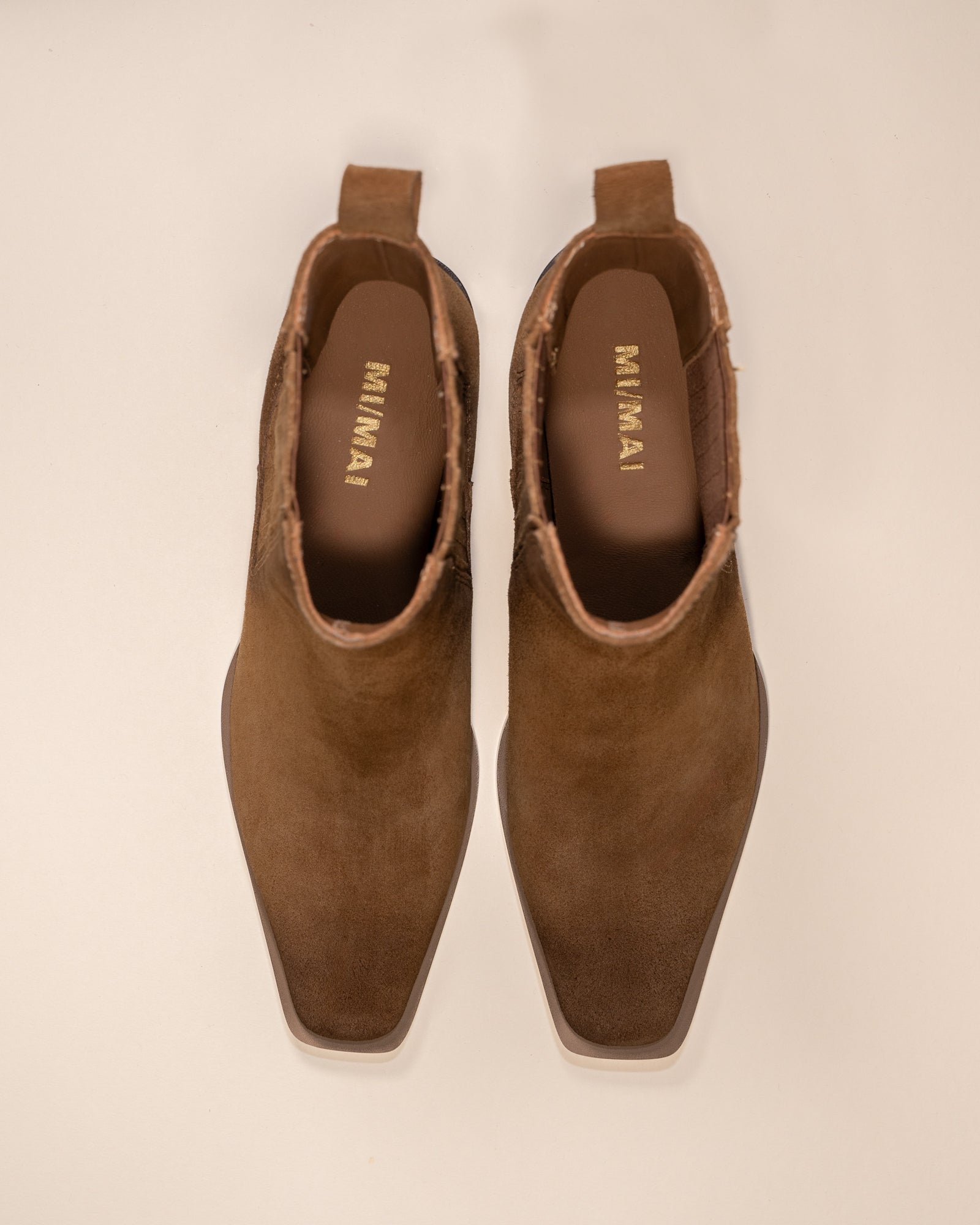BOTTINES CHELSEA EN DAIM MARRON A PETIT TALON BLOC JANE II BROWN SUEDE