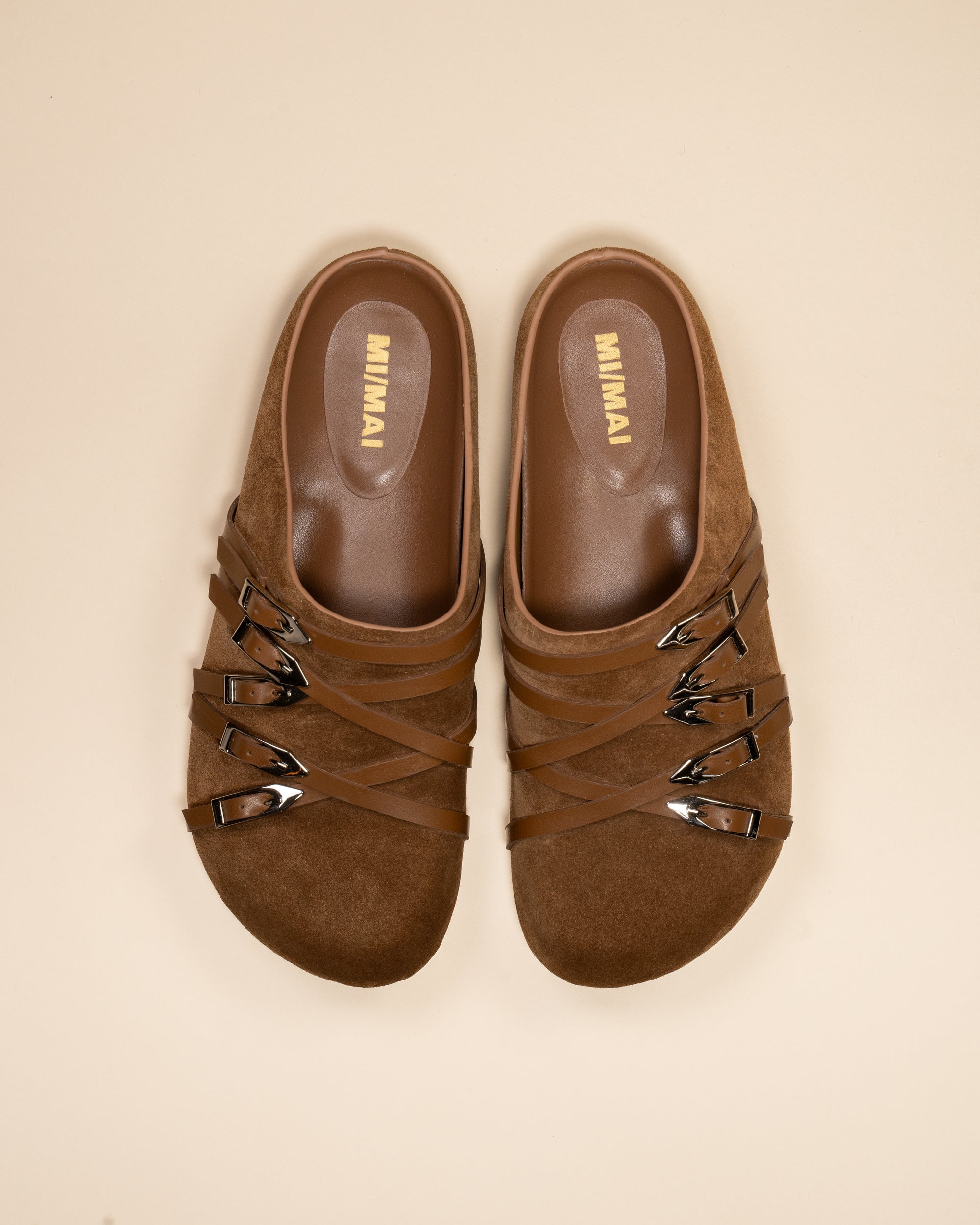 Mules sabots à brides et boucles en daim marron Toledo Brown Suede