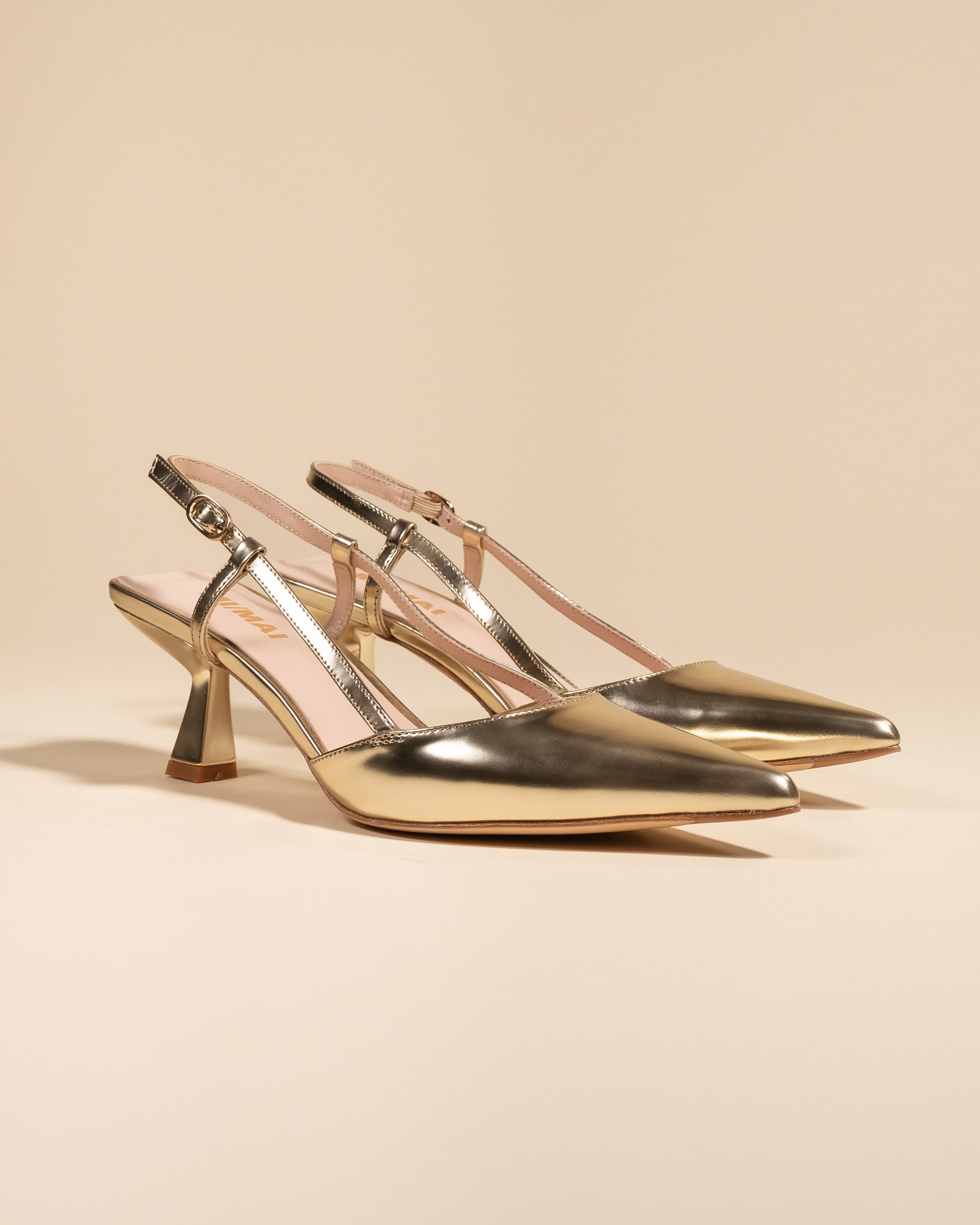 Escarpin petit talon façon sling back en cuir doré Corto Gold