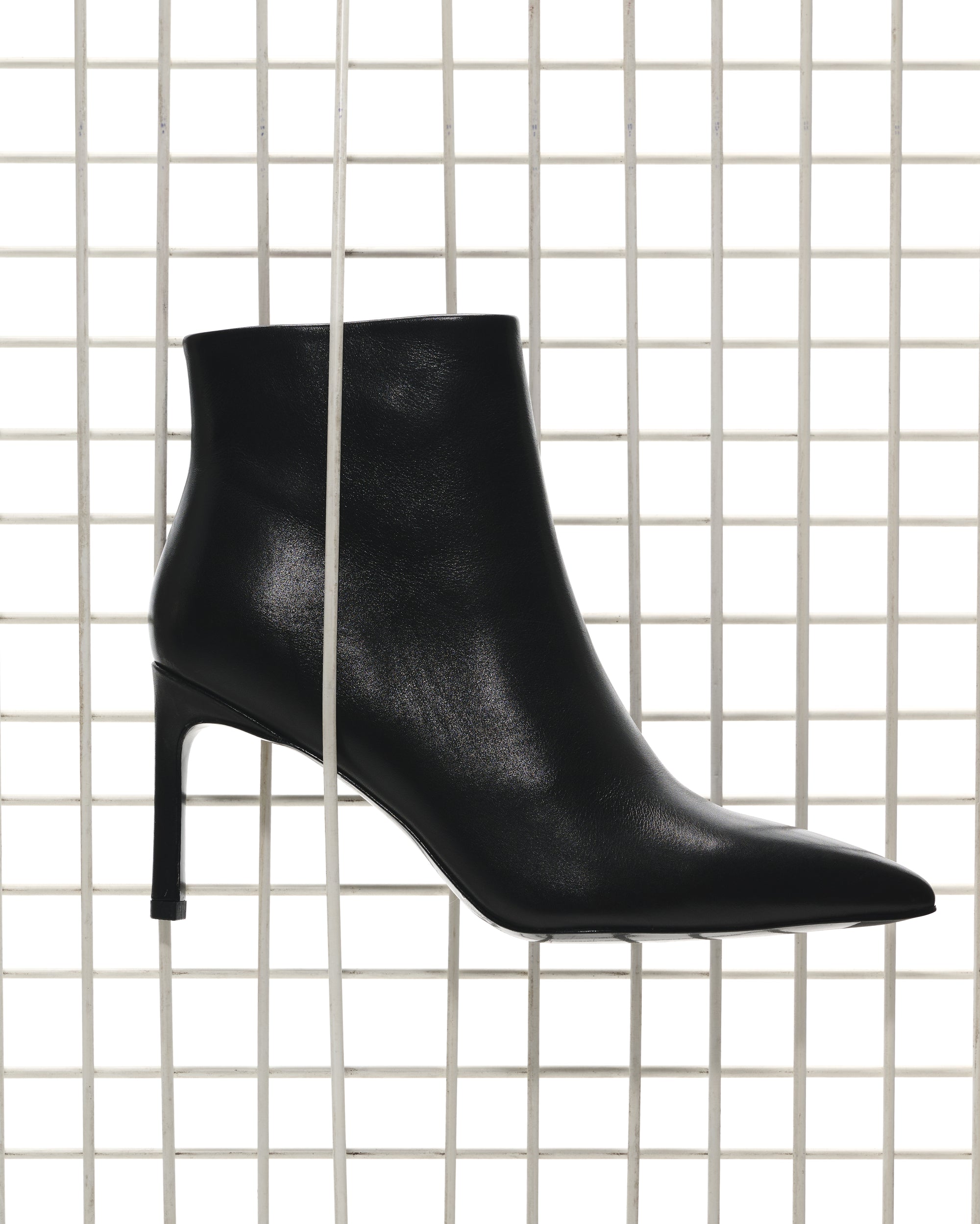 Bottines à talon et bout pointu Noura Black Calf