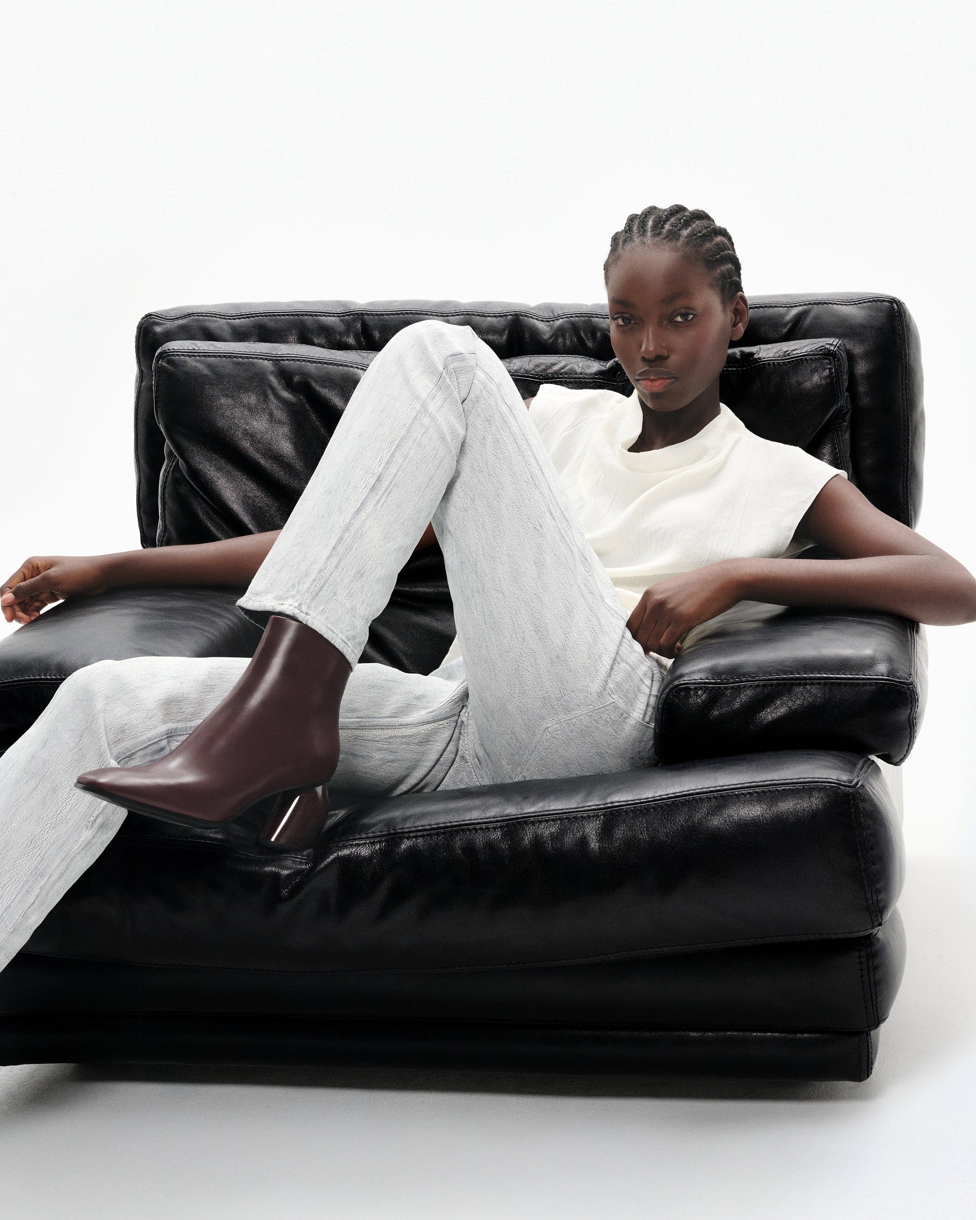 BOTTINES BORDEAUX A BOUT CARRE ET TALON HAUT RAMS BURGUNDY