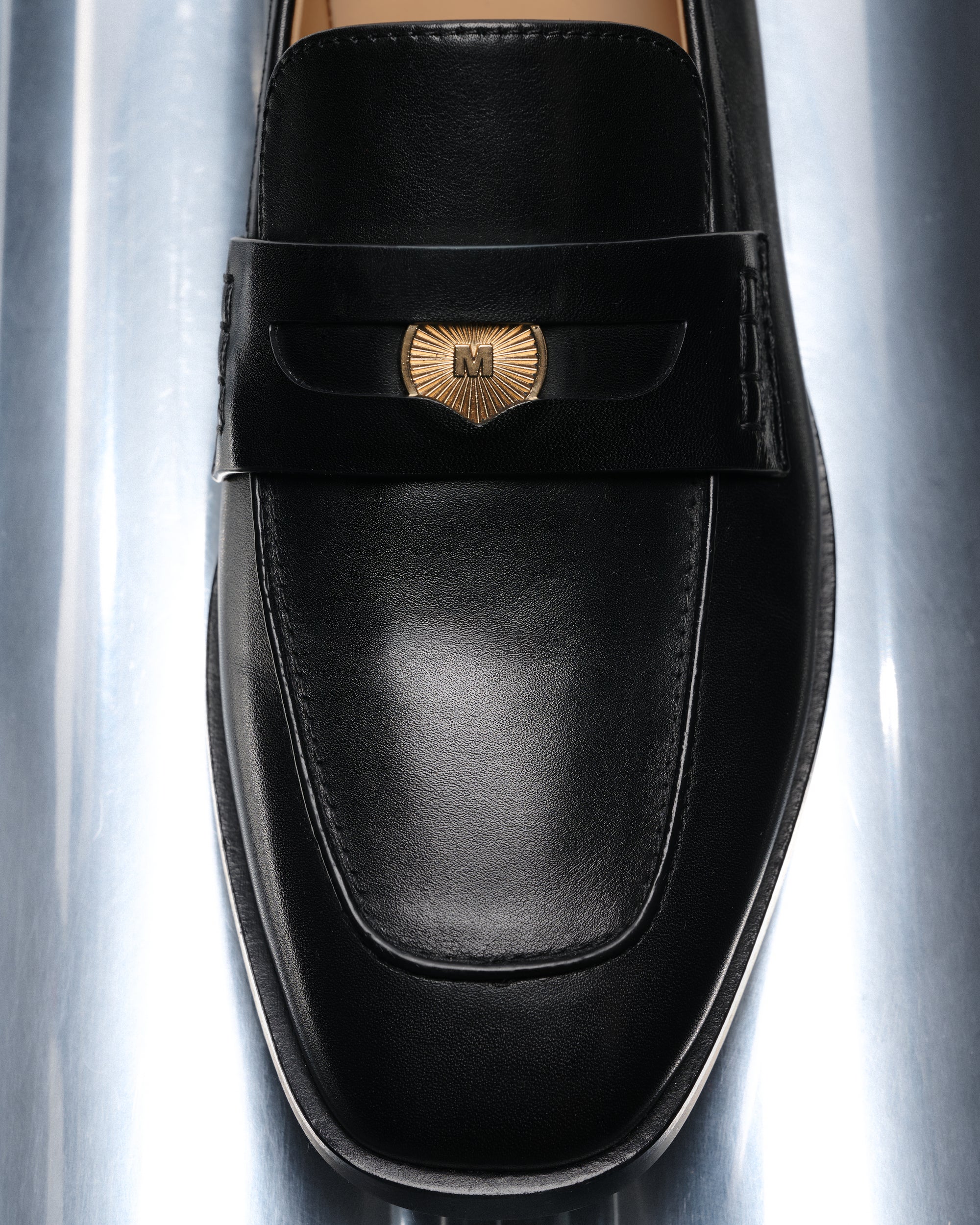 MOCASSINS EN CUIR NOIR LUCIANO PENNY BLACK