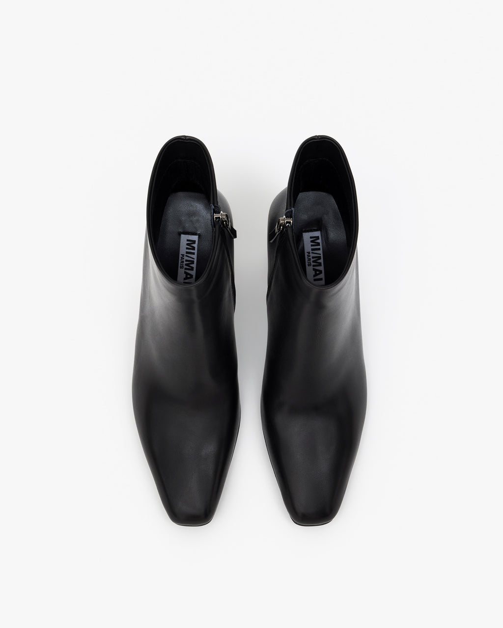 Bottines en cuir noir à talon droit et bout effilé Niels Black